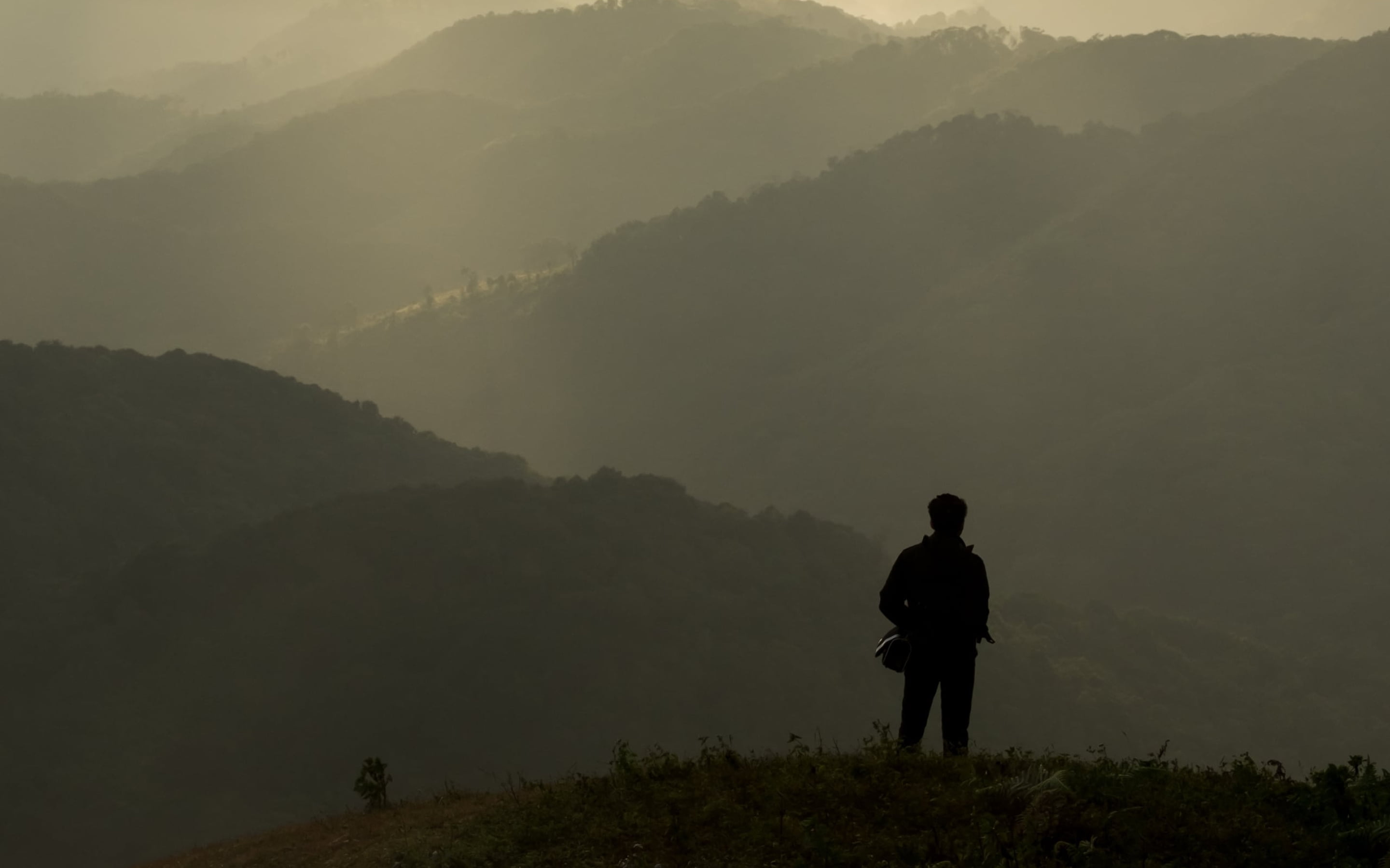 キービジュアルスライド4